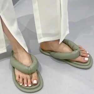 Zara FLAT QUILTED SANDALS Slide Slippers GREEN Sz 36 US 6 Women